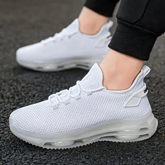 Trendy Breathable Soft Bottom Men's Casual Sneaker