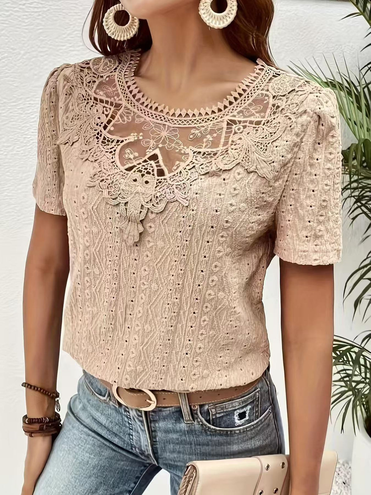 Women's Stitching Bow Tie Solid Color Hollow Round Neck Lace Short Sleeve