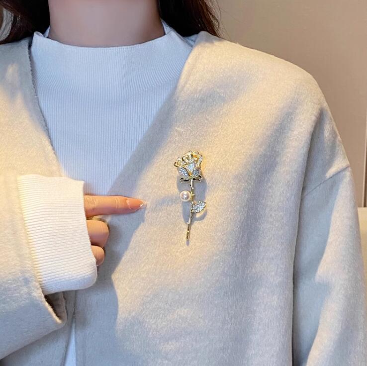 Metal Full Diamond Pearl Rose Brooch High-end And Cute